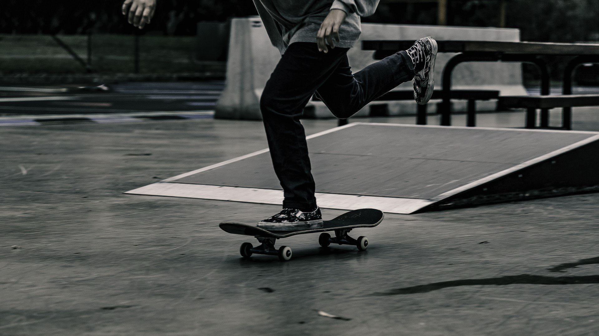 跨界封神!哈登绝杀SKT,篮球之魂燃爆电竞圈